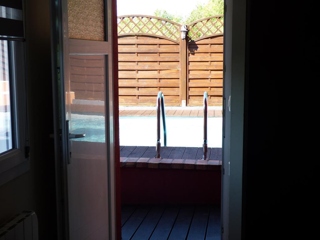 La Colline Aux Yeux Doubs Bed & Breakfast Baume-les-Dames Luaran gambar
