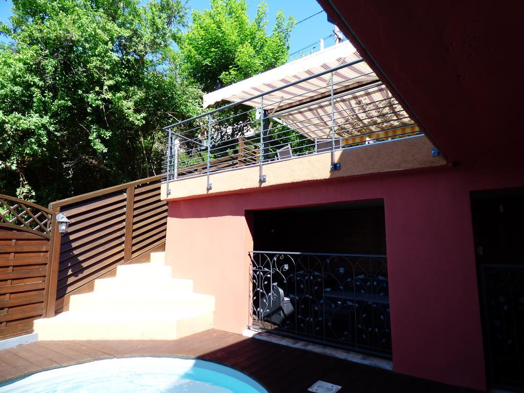 La Colline Aux Yeux Doubs Bed & Breakfast Baume-les-Dames Luaran gambar